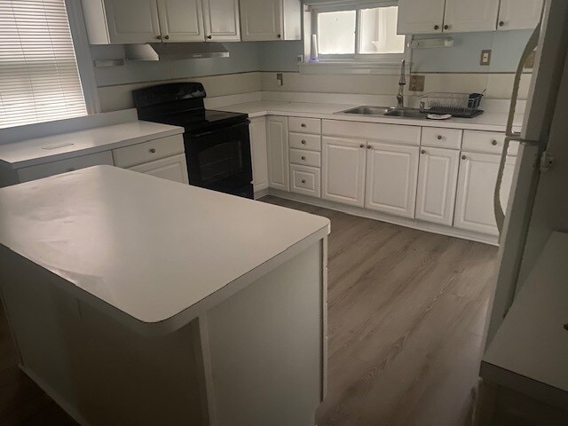 Kitchen - 221 E Potomac St