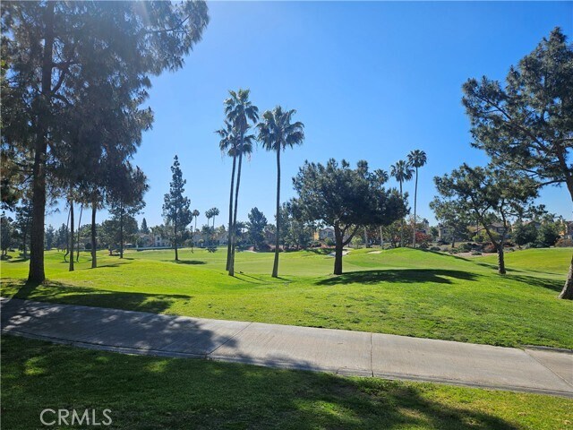Building Photo - 2360 Sunningdale Dr