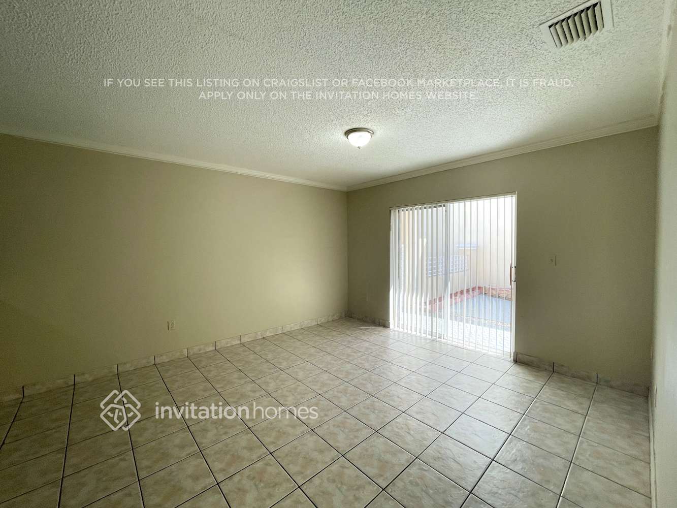 Building Photo - 9280 SW 154th Ct