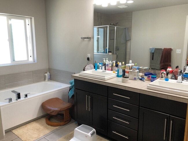 Building Photo - Majestic Home at Silver Peak Estates with 5 Bed and 3 Bath