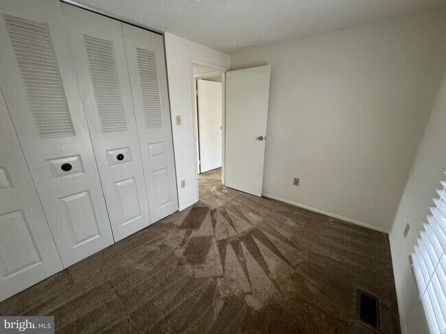 Building Photo - 7728 Havenside Terrace