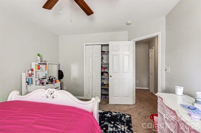 Building Photo - 1642 Candlewood Ridge Ln