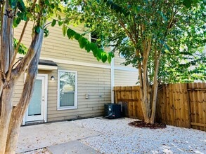 Building Photo - 8034 Grow Ln