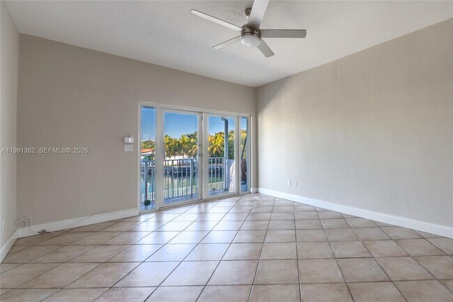 Building Photo - 2225 NE 123rd St