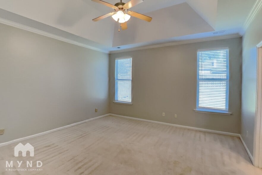 Building Photo - 1007 Riviera Dr