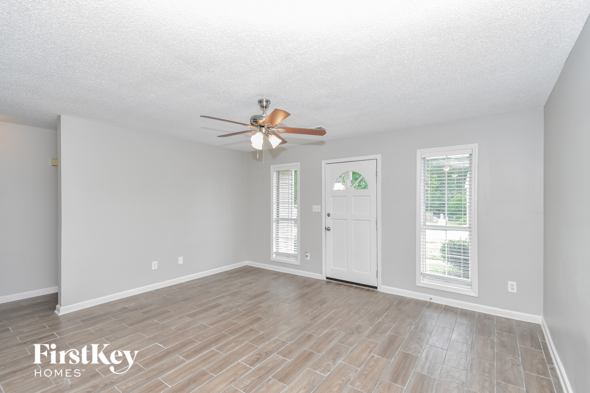 Building Photo - 41 Country Village Dr