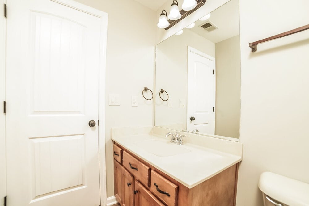 Building Photo - 797 Fairway Pointe Cove W
