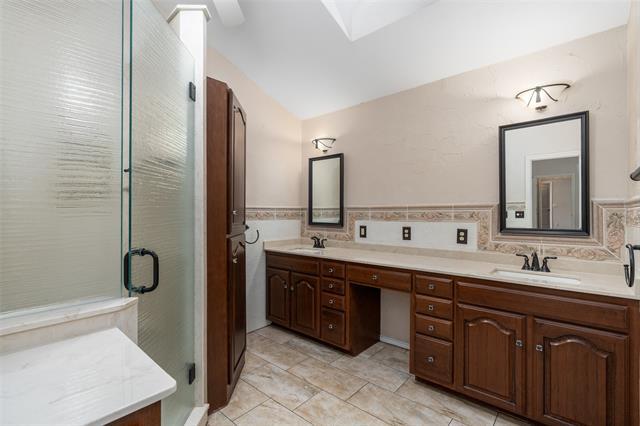 Building Photo - 1106 Tahlequah Trail