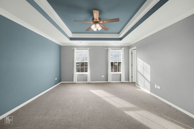 Building Photo - 231 Lakeshore Dr