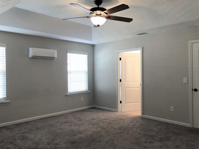 Building Photo - 5206 Copse Dr