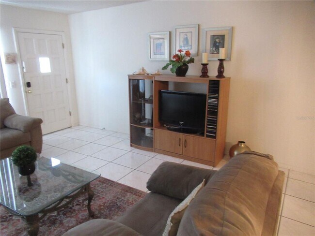 Building Photo - 2468 Florentine Way