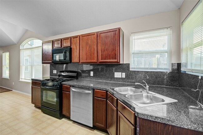 Building Photo - 4226 Richmeadow Dr