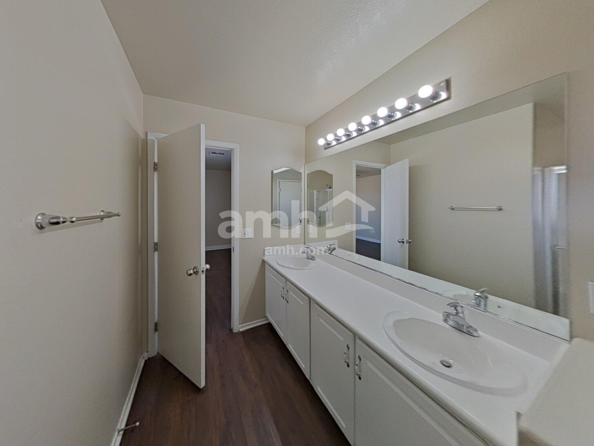 Building Photo - 1752 Quartz Landing Ave