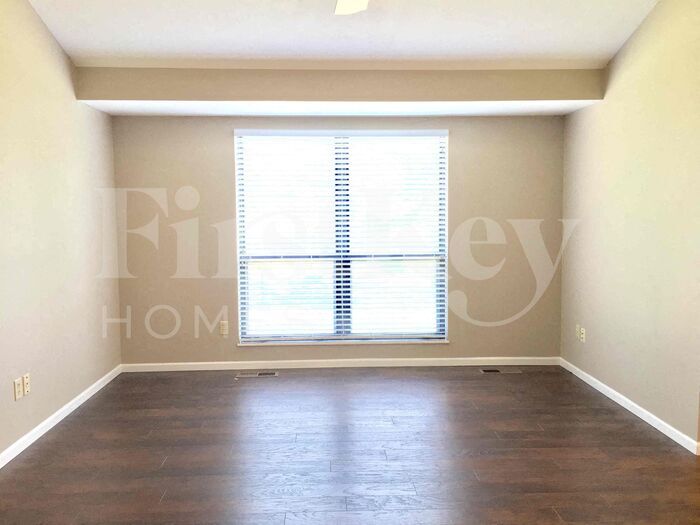Building Photo - 15426 Cousteau Dr
