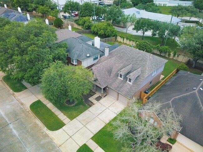 Building Photo - 7331 Colony Bend Ln