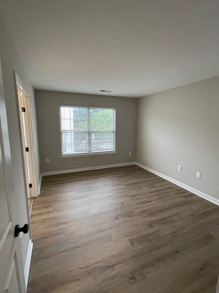 Building Photo - 3294 Gina Pl