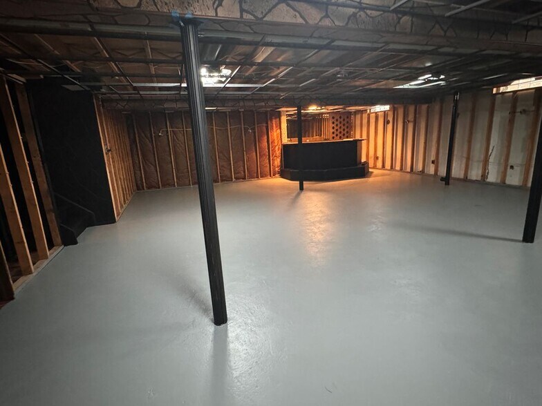 Building Photo - 3051 Donna Dr