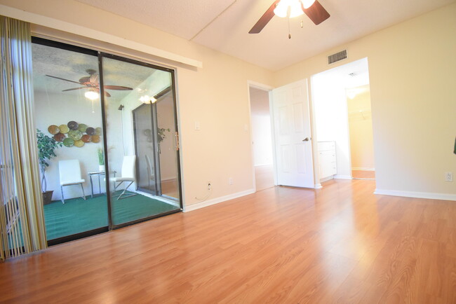 Building Photo - 3130 Millwood Terrace