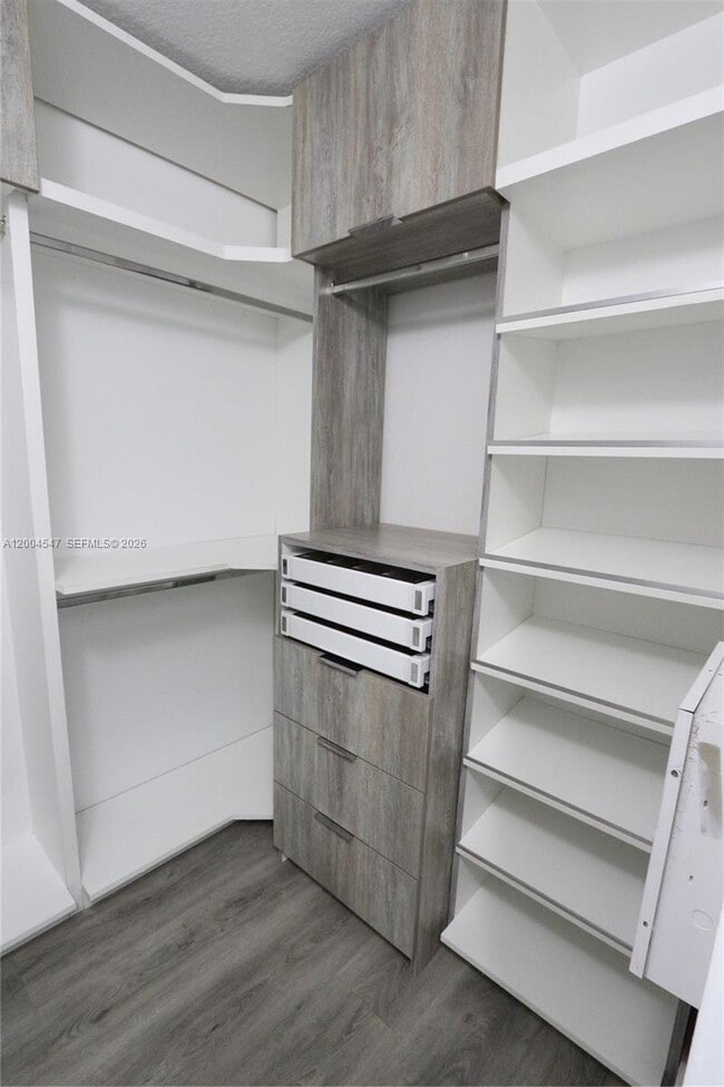 Building Photo - 7392 NW 112th Ct