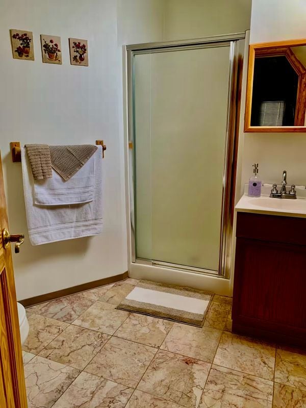 Building Photo - 336 W Sherwood