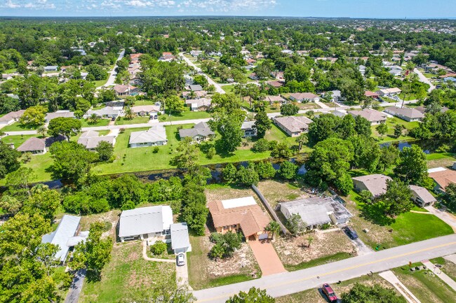 Building Photo - 47 Farragut Dr