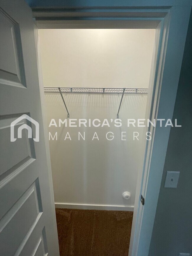 Building Photo - Home for Rent in Cullman, AL!! Available to View Now!!!