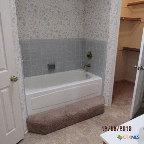 Building Photo - 1107 Tyler Dr