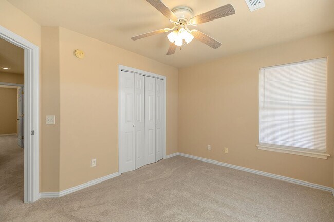 Building Photo - Cute 4 Bed 2 Bath Home in Bentonville School District