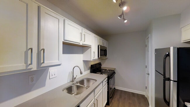 Kitchen - Lakestone