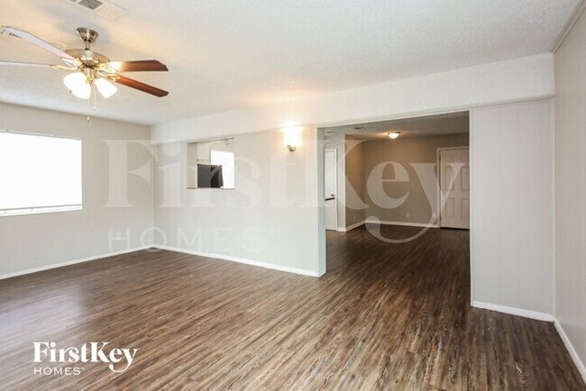 Building Photo - 3500 Coronado Ct