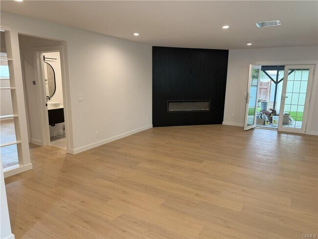 Building Photo - 17813 Welby Way