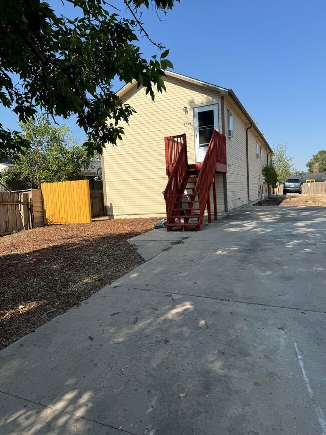 Building Photo - RB3513