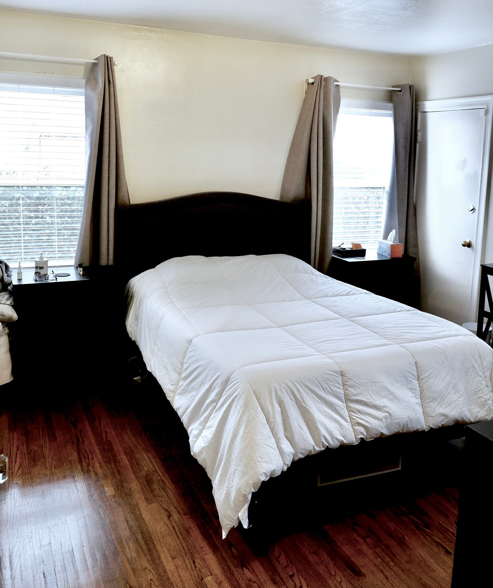 Bedroom - 1925 N Commonwealth Ave