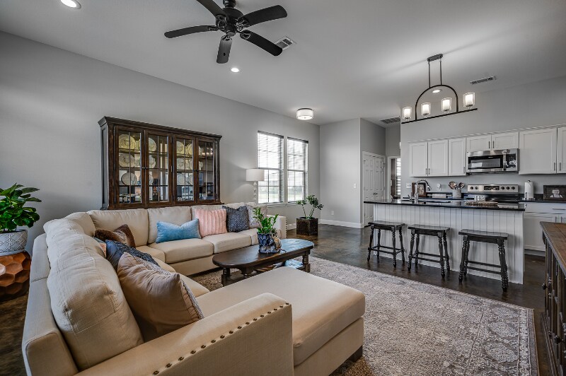 Building Photo - 120 Jax Sq