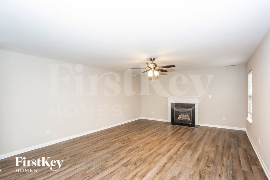 Building Photo - 130 Rusty Nail Dr