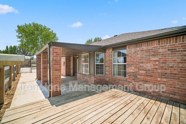Building Photo - 11665 N 156th E Ave