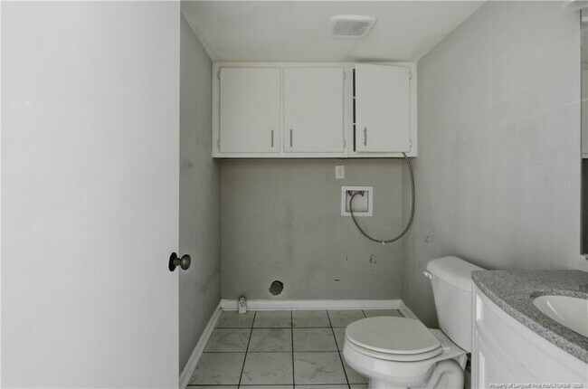 Building Photo - 3512 Rolls Ave