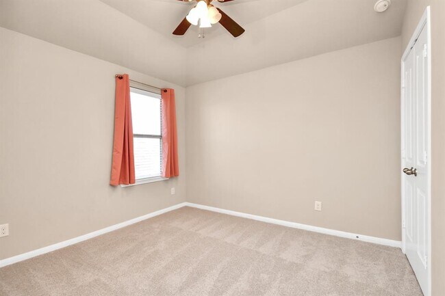 Building Photo - 8139 Heartbrook Field Ln