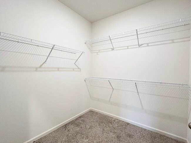 Building Photo - 6308 Juniper Dr