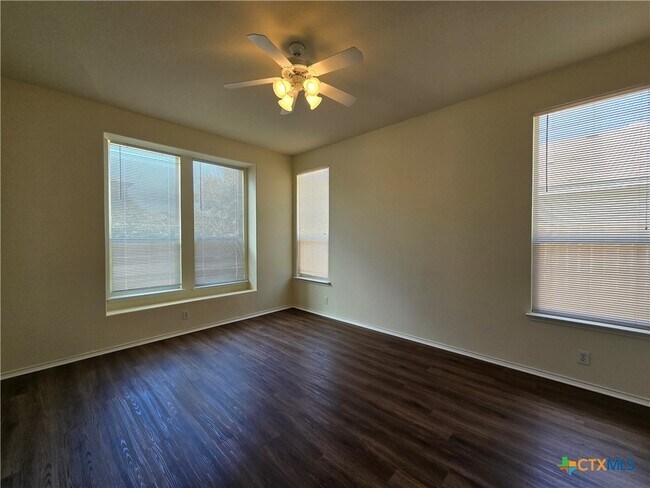 Building Photo - 345 Placid Meadow