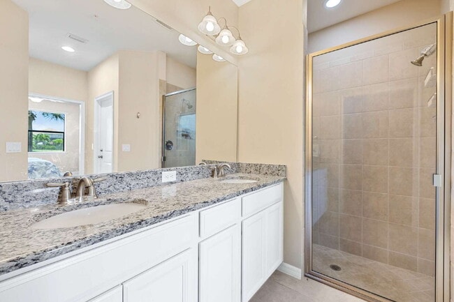 Building Photo - ESPLANADE GOLF AND COUNTRY CLUB