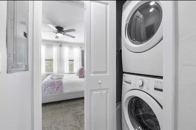 Building Photo - 4785 Terra Esmeralda Dr