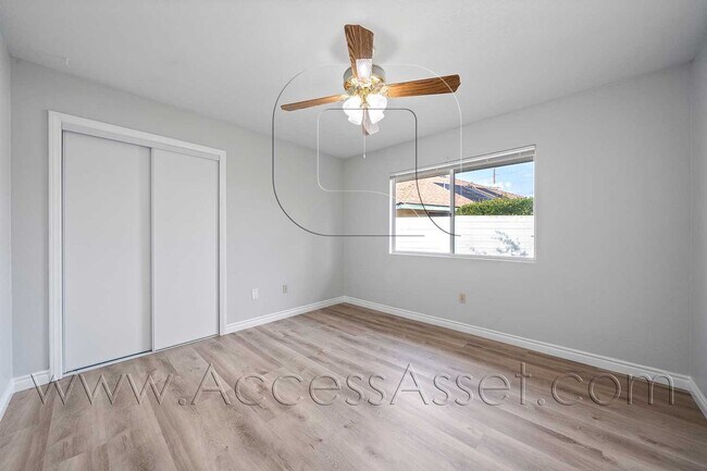 Building Photo - Hemet Rental with Attached Garage, Fireplace & Private Backyard