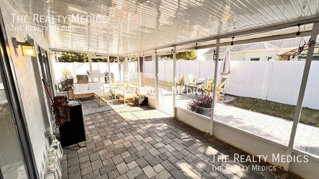 Building Photo - 2132 Falkner Rd