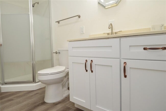 Building Photo - 10934 N Blvd