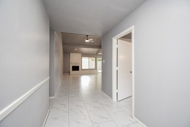Building Photo - 23515 Briarcreek Blvd
