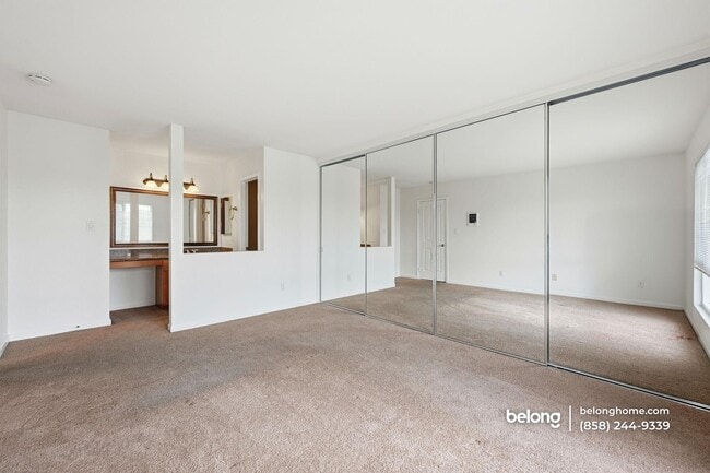 Building Photo - 6666 Beadnell Way