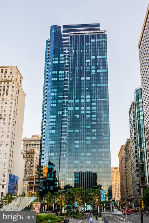 Building Photo - 1414 S Penn Square