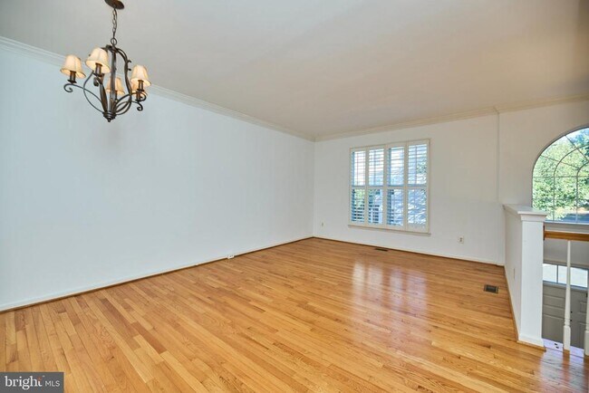 Building Photo - 11485 Carriage Gate Ct