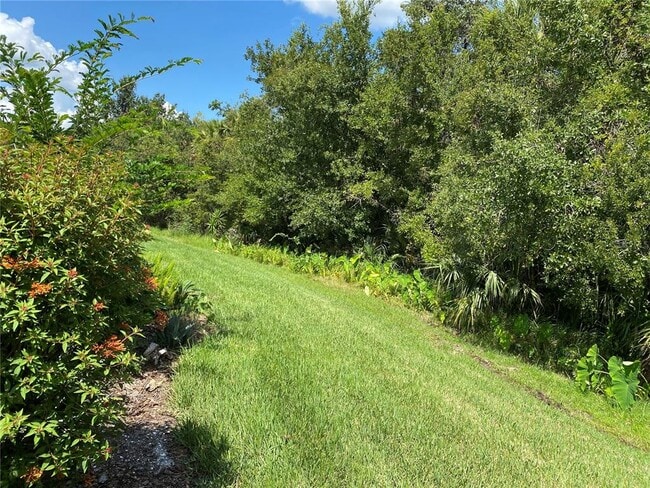 Building Photo - 753 Vineyard Way